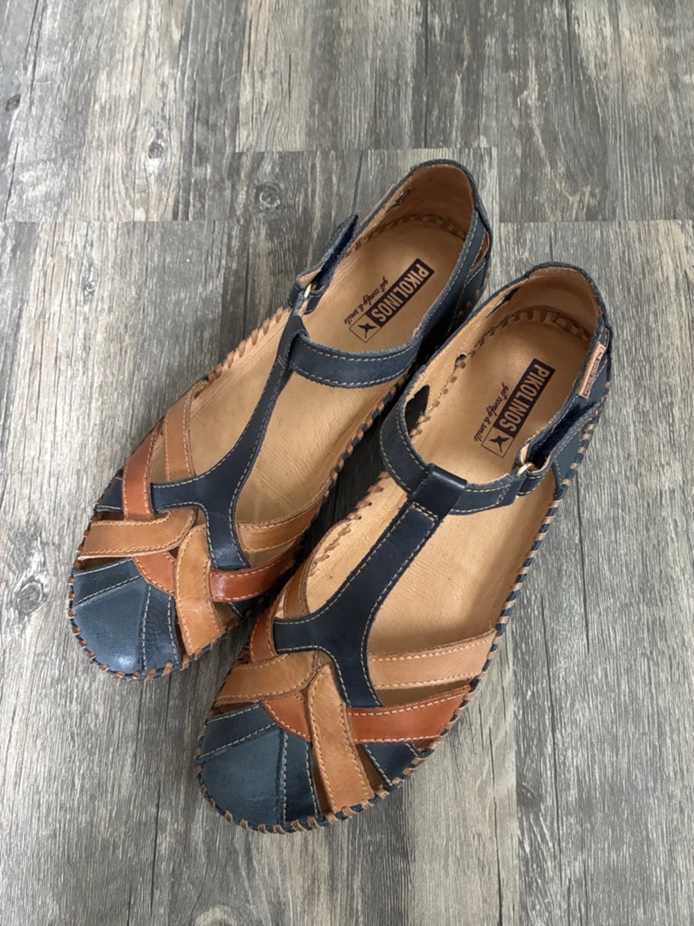 PIKOLINOS Navy and Brown Leather T-Strap Casual Flats
